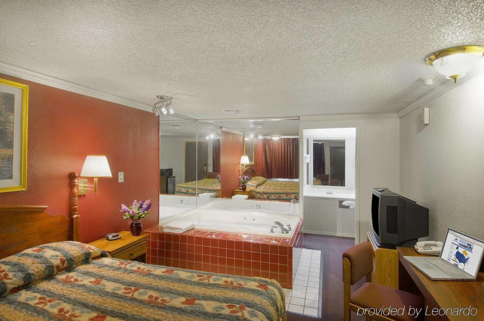 Americas Best Value Heath-newark Motel